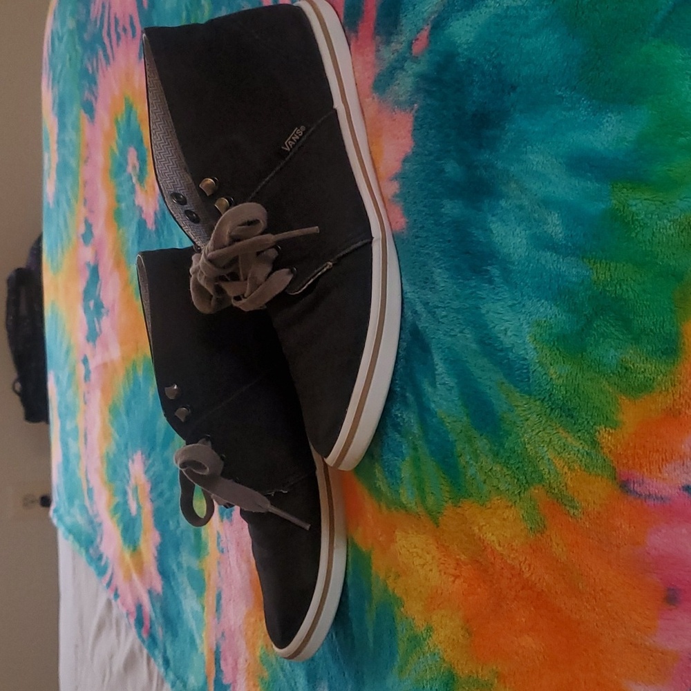 Women's 7.5 Vans black canvas sneakers